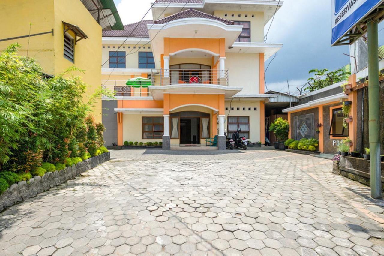 RedDoorz Syariah @ Jalan Simpang Gajayana Hotel Malang Luaran gambar